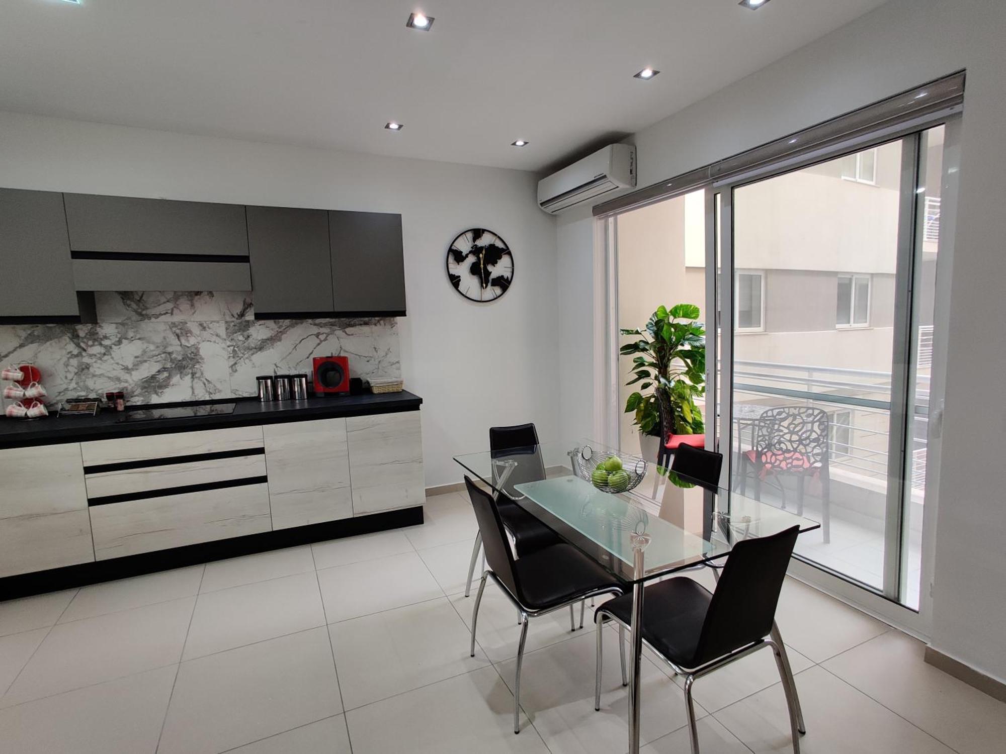 Depiro Point Deluxe - Modern, Designer Apartment 2 Minutes Away From Popular Sliema Seafront Exterior foto