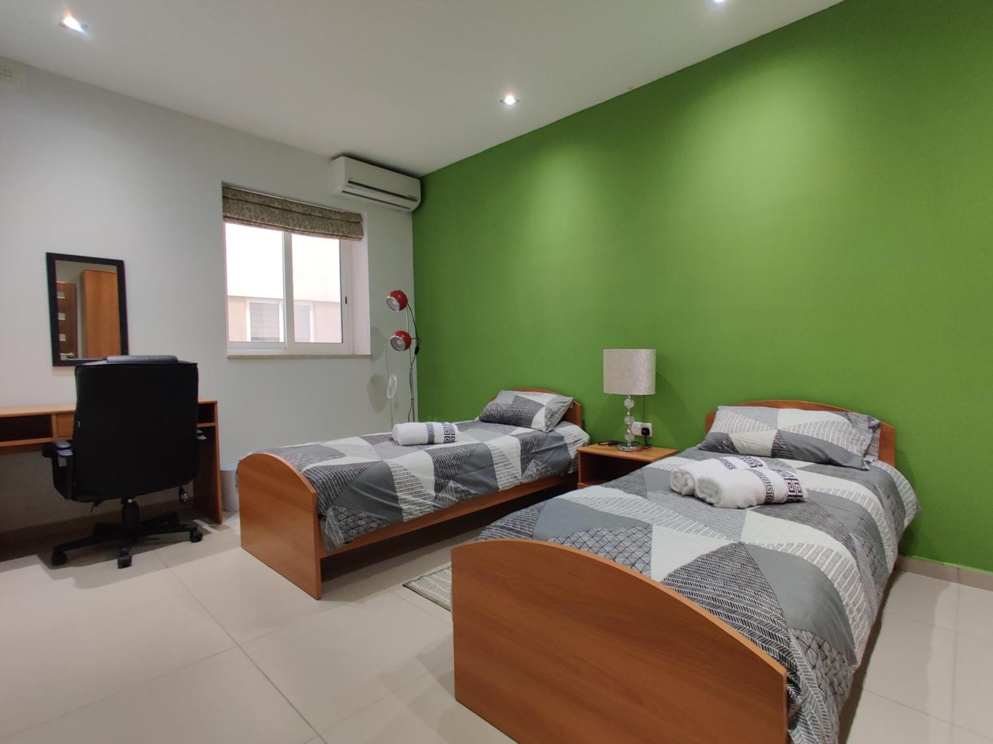 Depiro Point Deluxe - Modern, Designer Apartment 2 Minutes Away From Popular Sliema Seafront Exterior foto